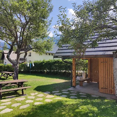 Alpehytte Suha Bohinj
