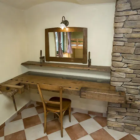 Alpehytte Suha Bohinj